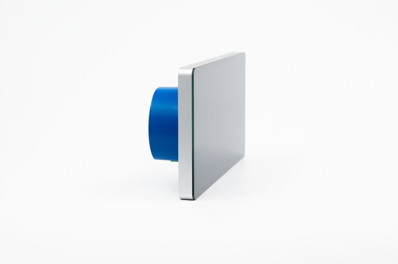 Shelly Wall Display x2i